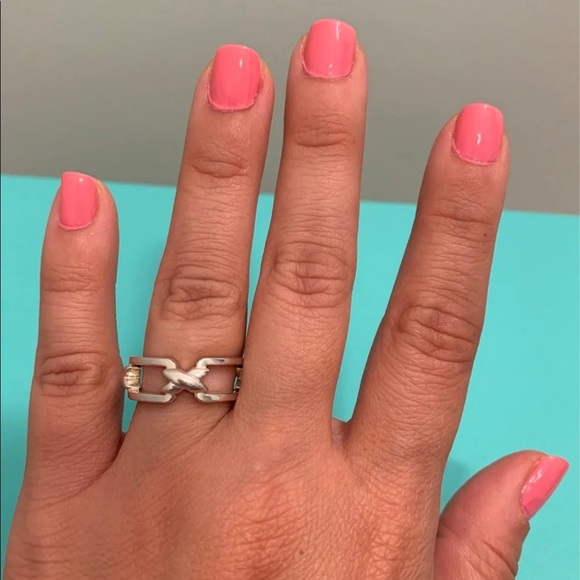 ✨SOLD✨ Tiffany & Co. X Link Ring - Size 7 - Picture 7 of 7